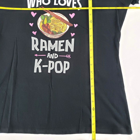 Just a Girl Who Loves Ramen and K-Pop SIZE L Womens Short Sleeve Black T-shirt - Picture 7 of 9